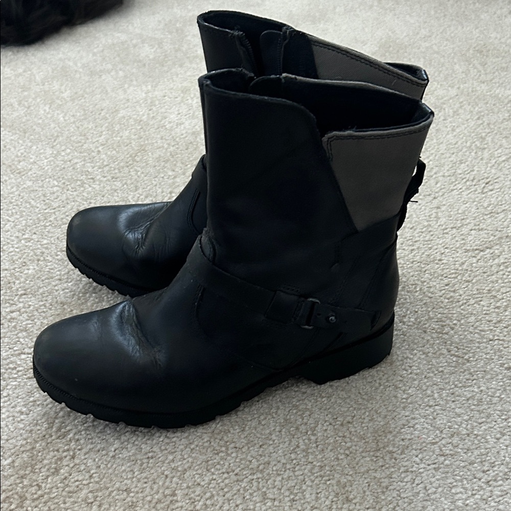 Teva Black Leather Ankle Boots
